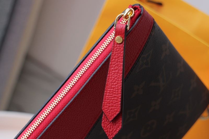 Louis Vuitton Clutch Bags
